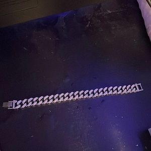 A necklace it’s real silver it cost me 1k for it and it doesn’t fit anymore.